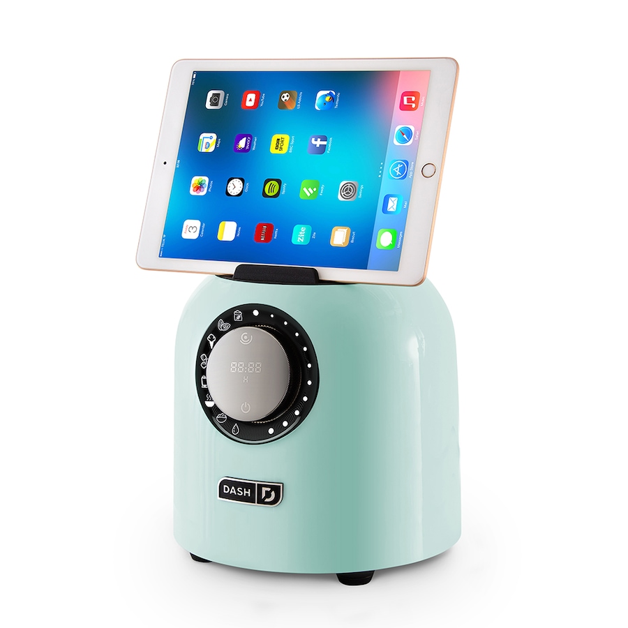 Image 237825_ALTMORE4.jpg, Product 237-825 / Price $99.33, Dash Chef Series Digital Blender from Dash Kitchen on TSC.ca's Kitchen department