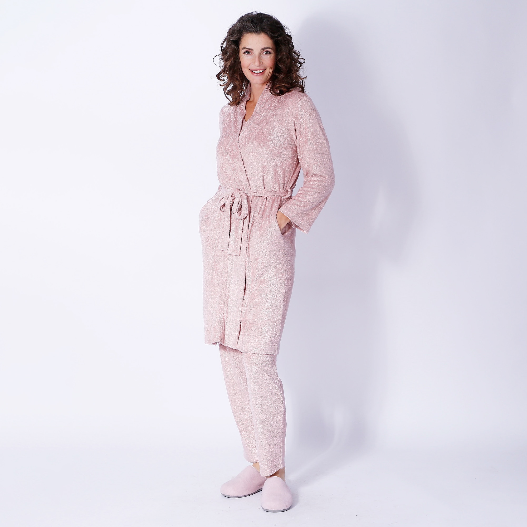 N Natori Unwind Feathered Chenille Robe