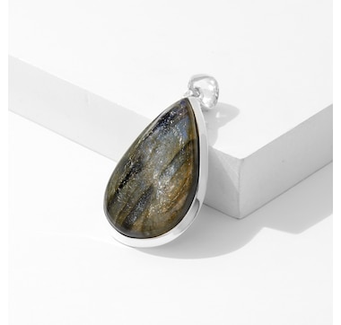 Himalayan Gems Limited Edition Sterling Silver Pear Labradorite Pendant