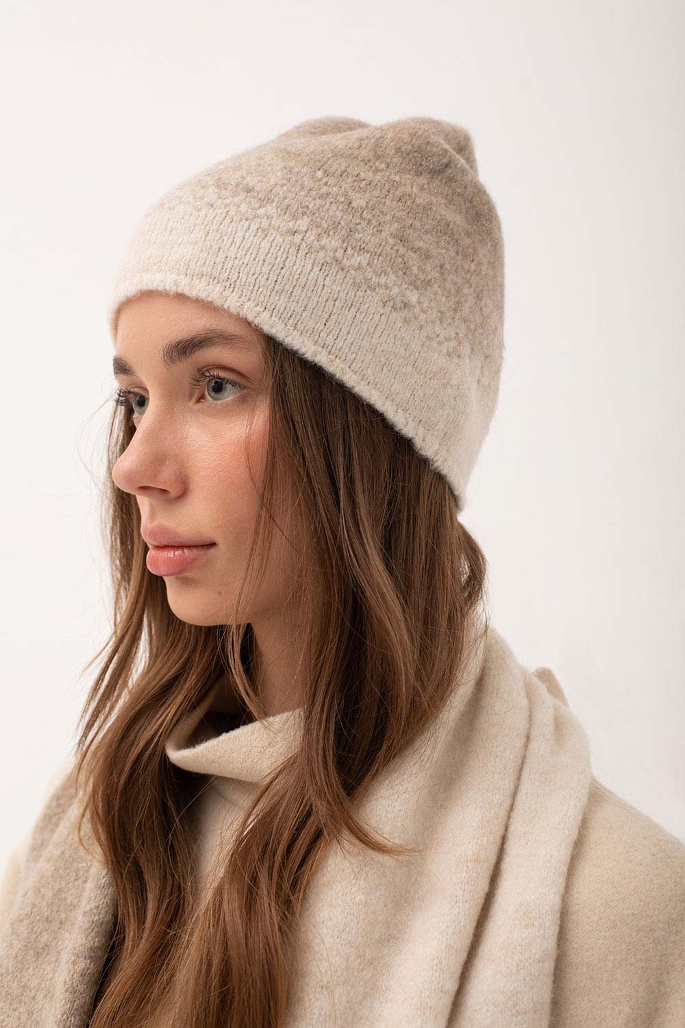 ARCHIVE - POM POM BEANIE / rene gurskov