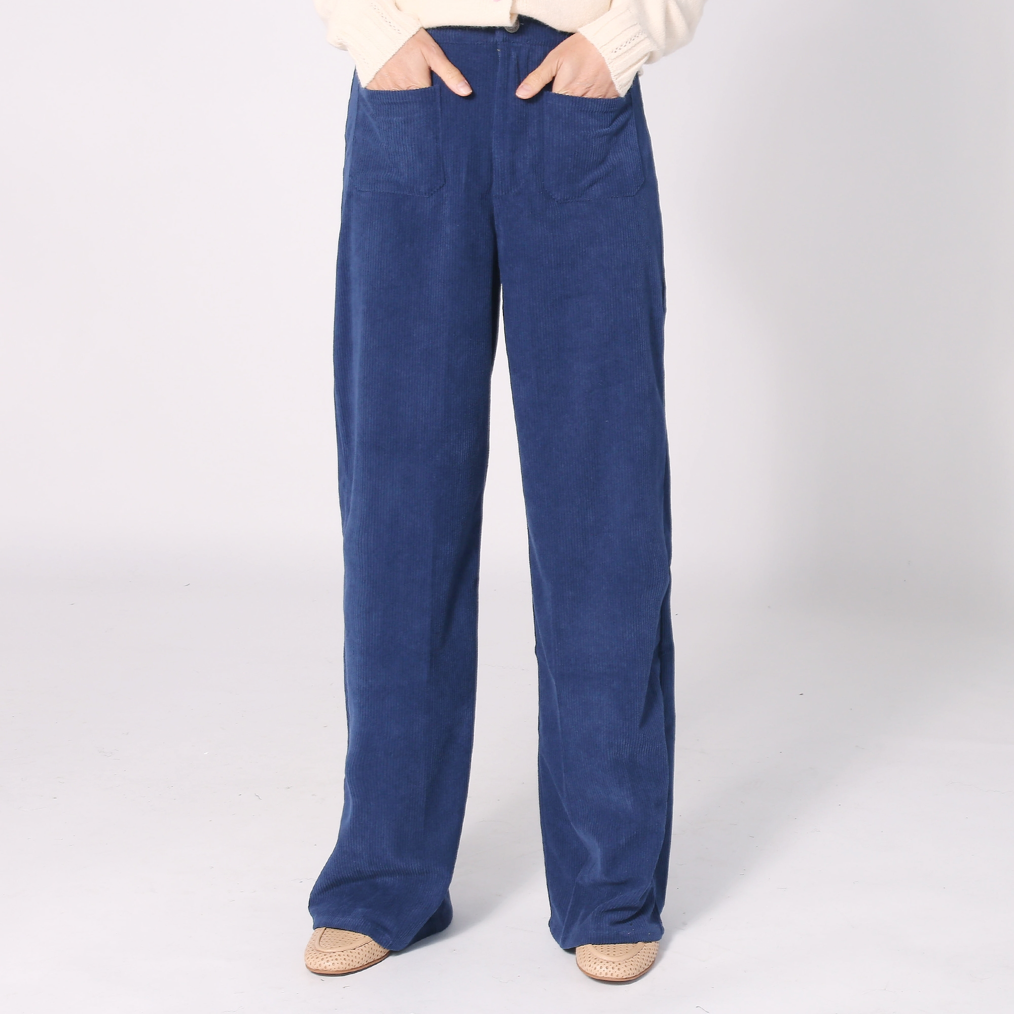 Compañía Fantástica Corduroy Trouser - TSC.ca