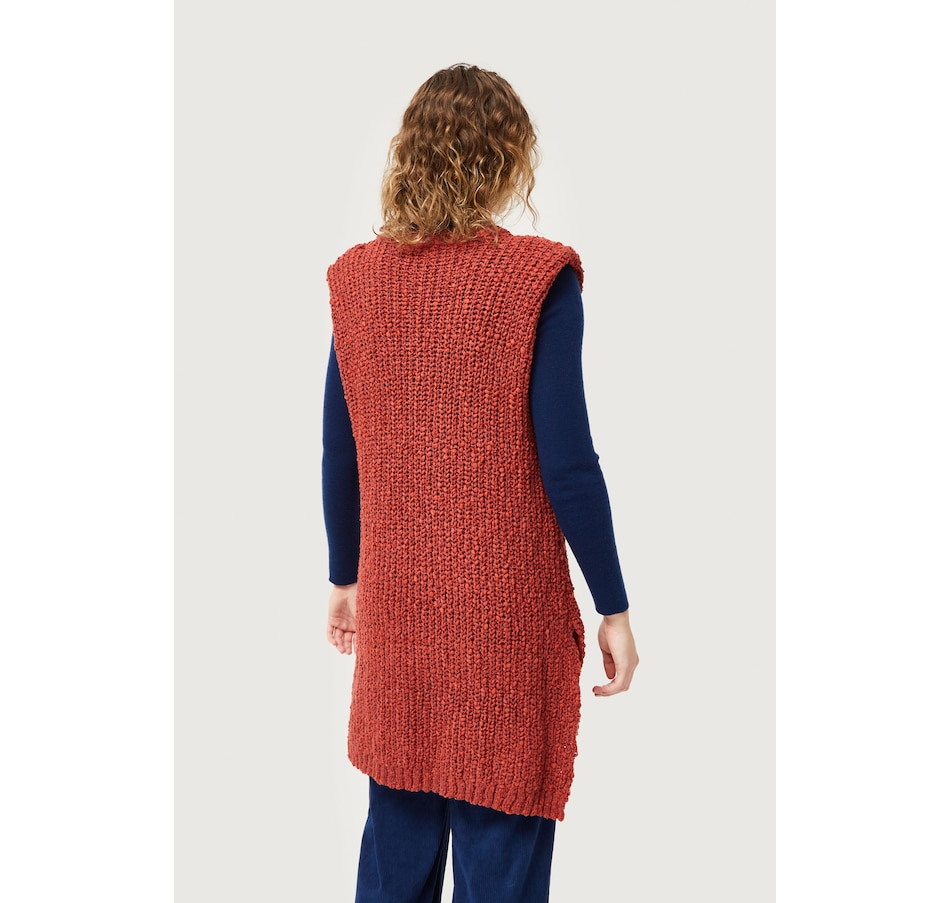 Image 240611_ALTMORE6.jpg, Product 240-611 / Price $69.33, Compañía Fantástica Pullover Vest from Compania Fantastica on TSC.ca's Fashion department