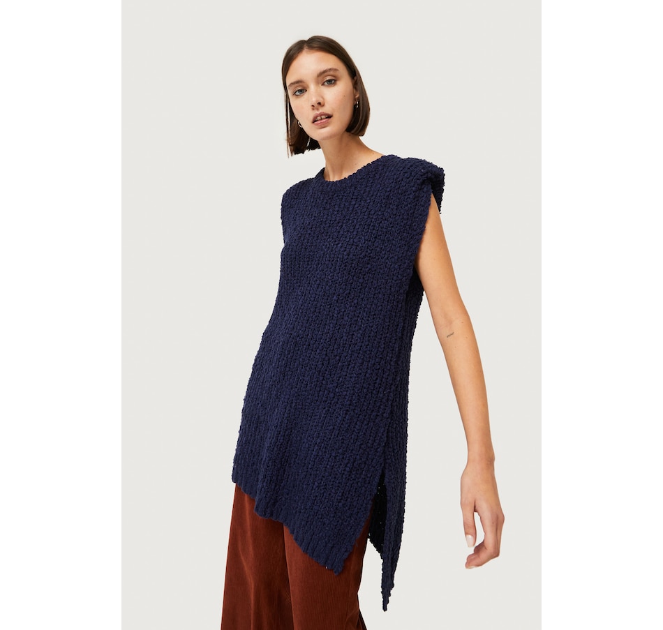 Image 240611_ALTMORE8.jpg, Product 240-611 / Price $69.33, Compañía Fantástica Pullover Vest from Compania Fantastica on TSC.ca's Fashion department