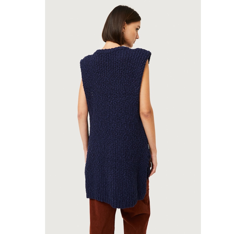 Image 240611_ALTMORE9.jpg, Product 240-611 / Price $69.33, Compañía Fantástica Pullover Vest from Compania Fantastica on TSC.ca's Fashion department