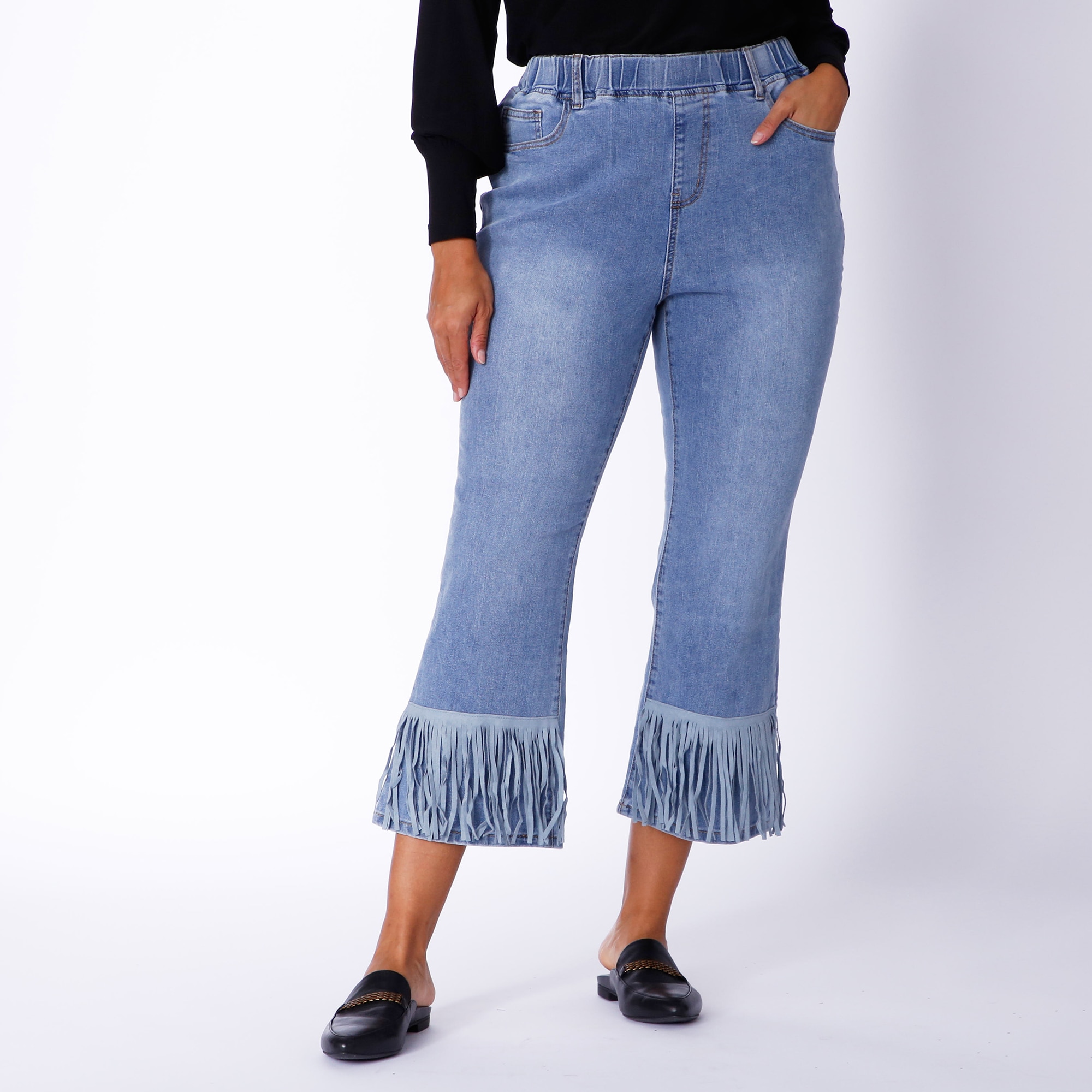 Ethyl Capri Jeans w/ Double Fray Hem