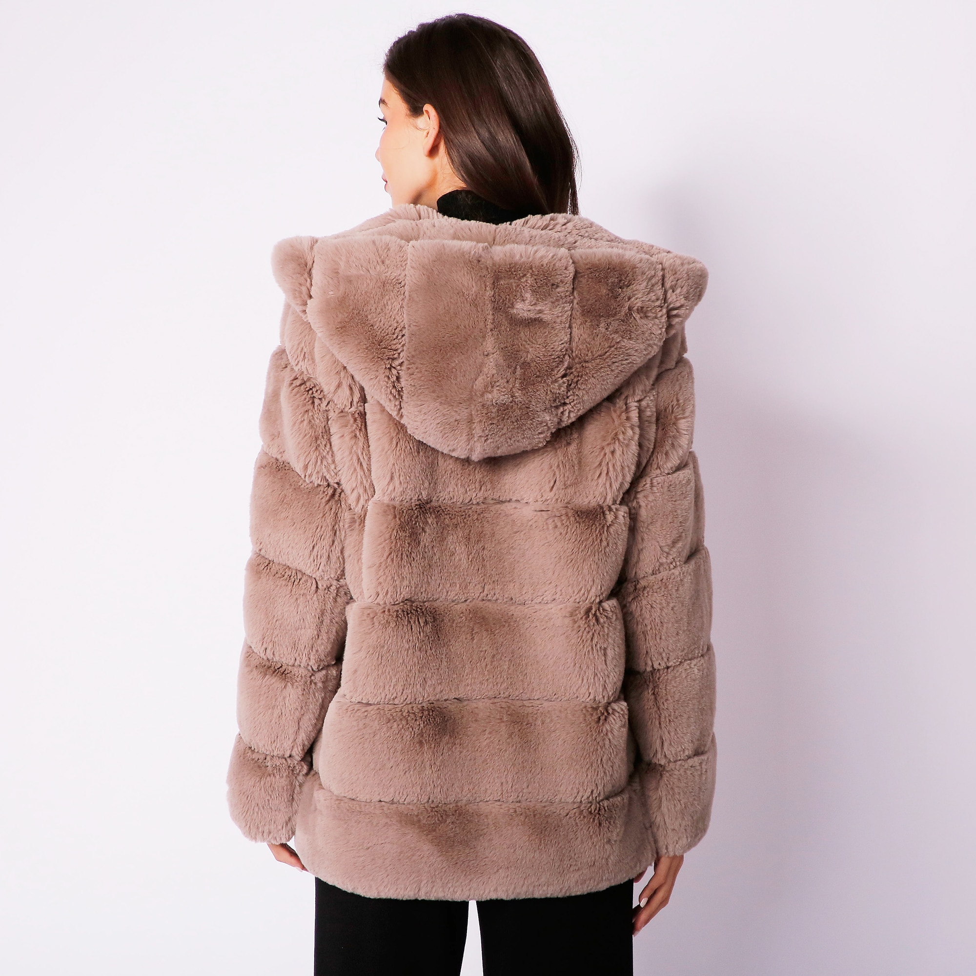 back gather fake fur coat ENEU - ジャケット/アウター