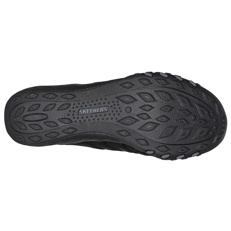 Image 240936_ALTMORE10.jpg, Product 240-936 / Price $54.33, Skechers Breathe-Easy Bungee Slip-Ins from Skechers on TSC.ca's Shoes department