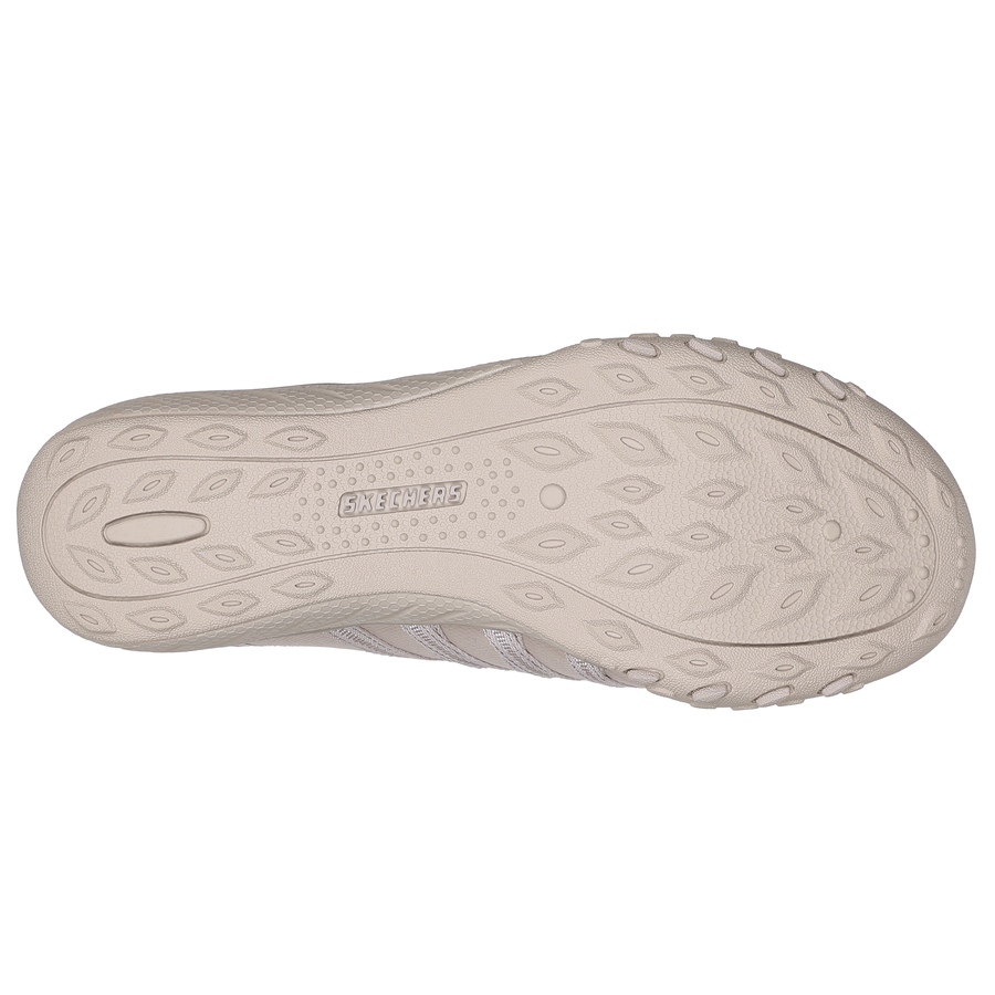 Image 240936_ALTMORE11.jpg, Product 240-936 / Price $54.33, Skechers Breathe-Easy Bungee Slip-Ins from Skechers on TSC.ca's Shoes department