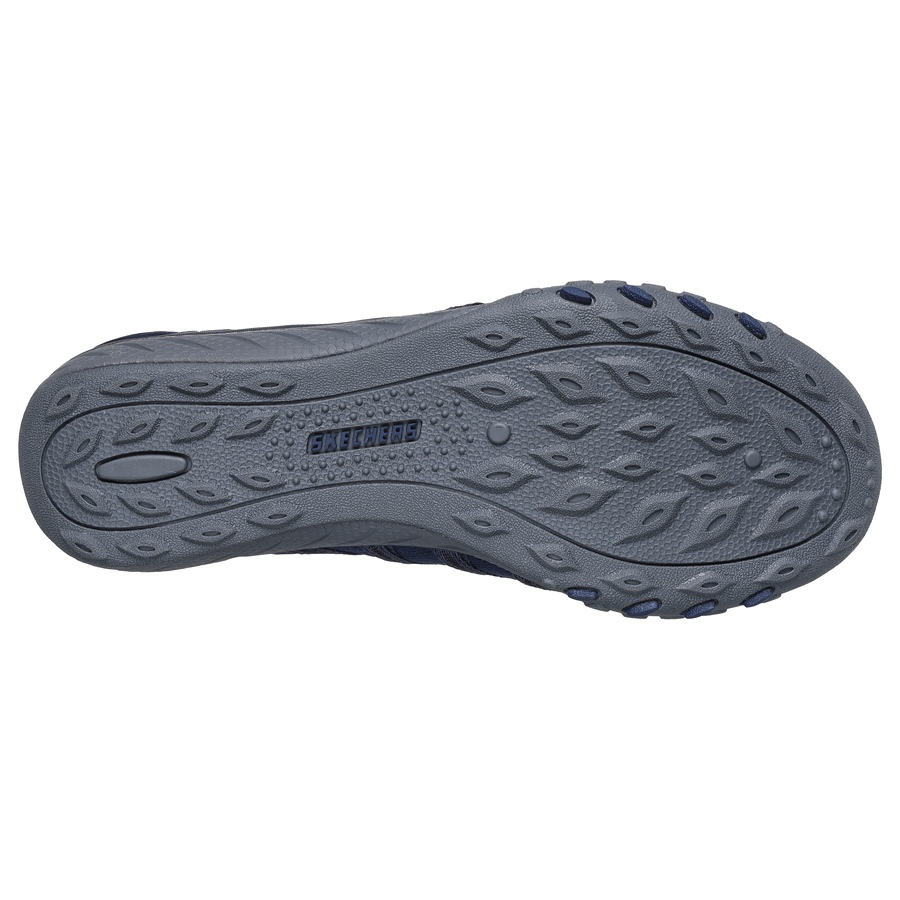 Image 240936_ALTMORE12.jpg, Product 240-936 / Price $54.33, Skechers Breathe-Easy Bungee Slip-Ins from Skechers on TSC.ca's Shoes department