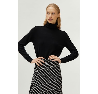 Compañía Fantástica Turtleneck Sweater