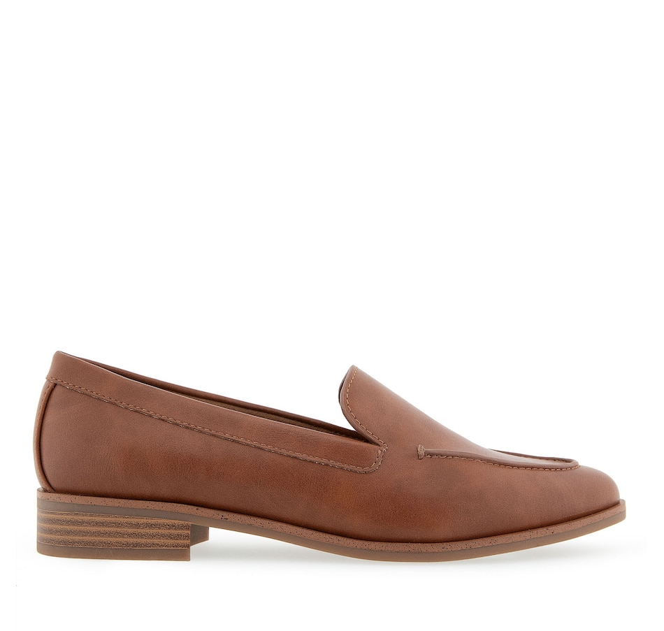 Image 241241_DTN.jpg, Product 241-241 / Price $29.33, Aerosoles Everest 01 Loafer from Aerosoles on TSC.ca's Shoes department