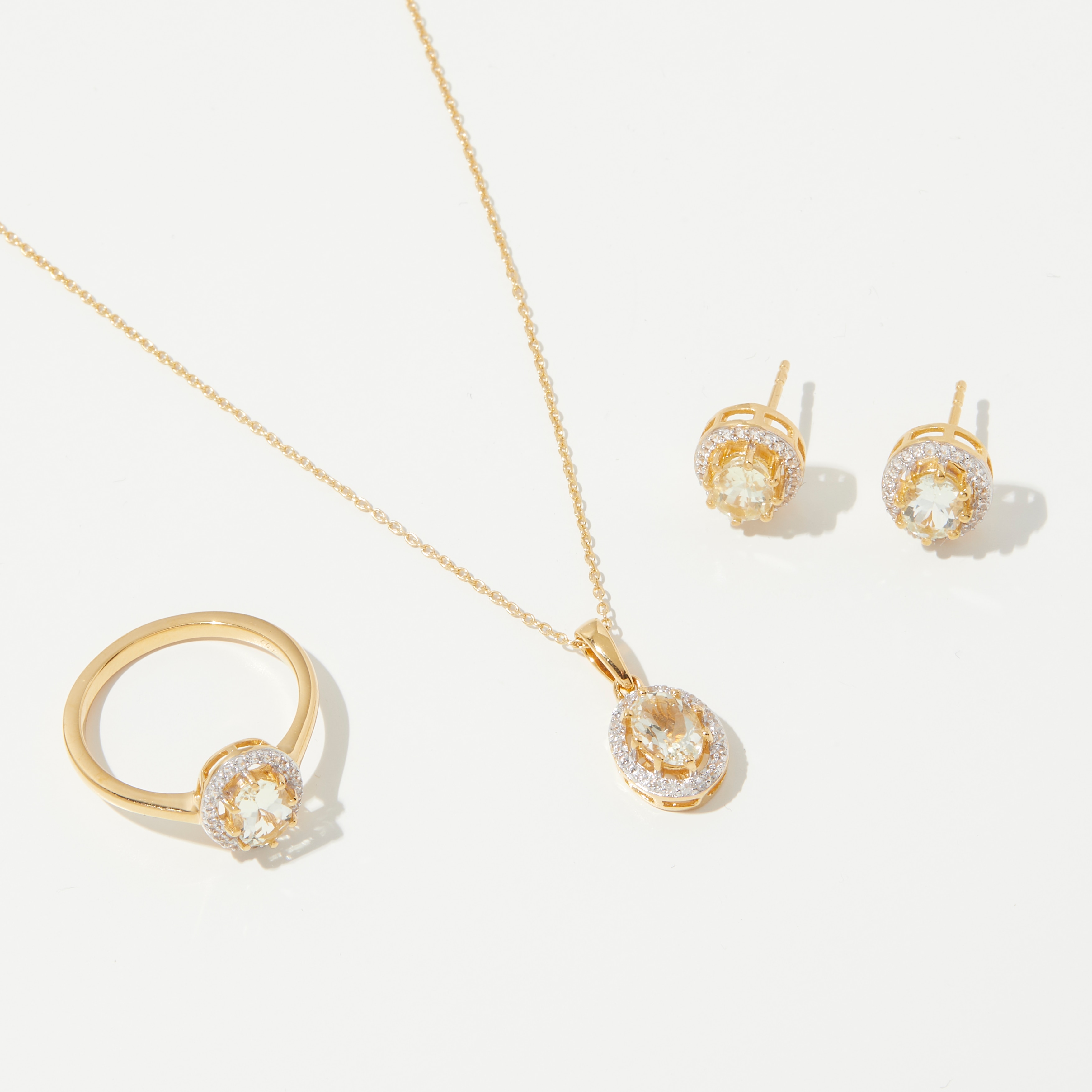 Jewellery - Necklaces & Pendants - Pendant Necklaces - Gem