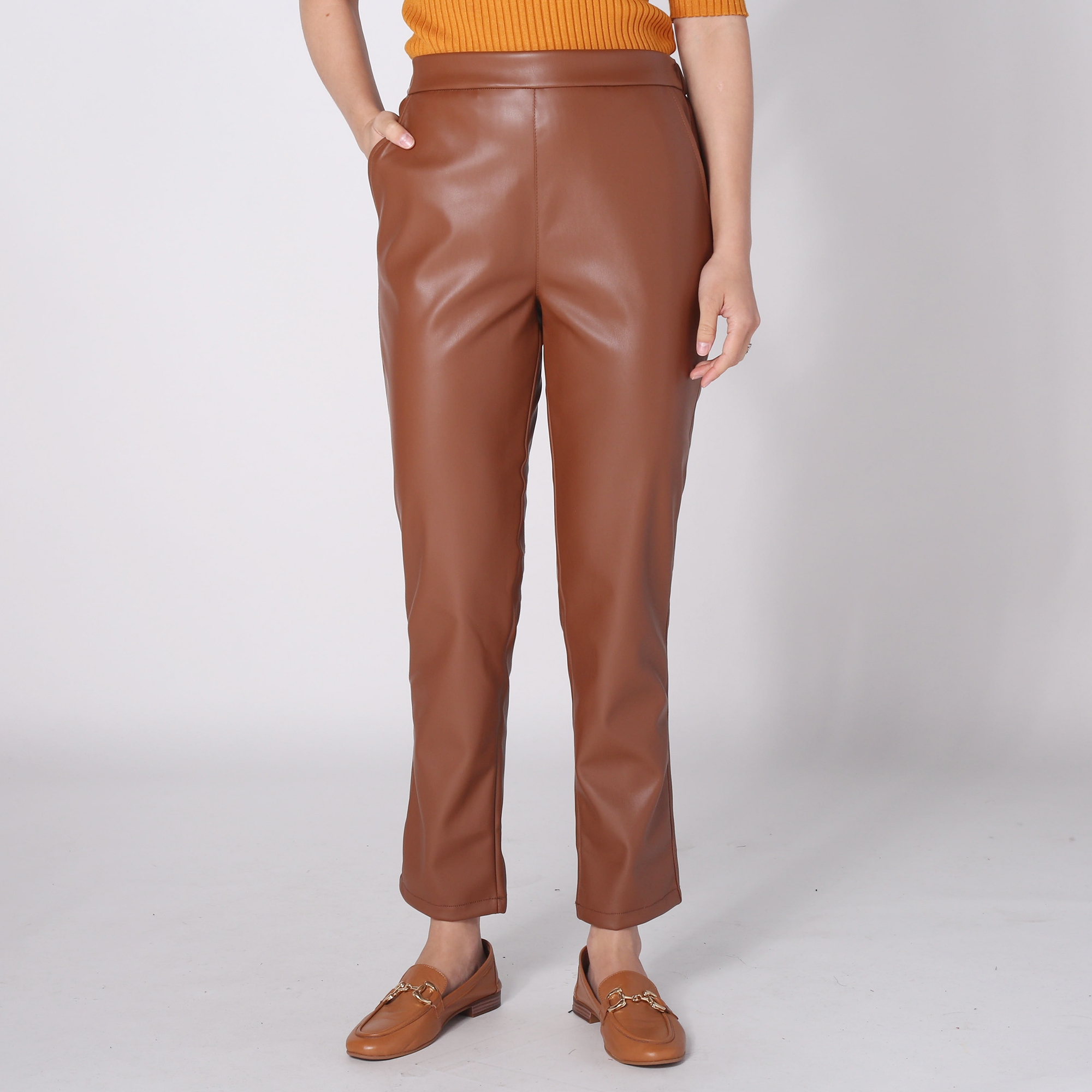 Isaac Mizrahi Faux Leather Cigarette Pant - TSC.ca