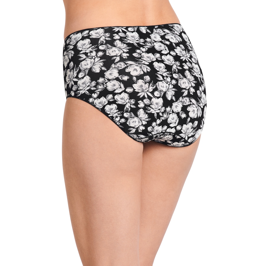 Image 242435_ALTMORE3.jpg, Product 242-435 / Price $18.00, Jockey No Panty Line Promise Tactel Hip Brief from Jockey on TSC.ca's Fashion department