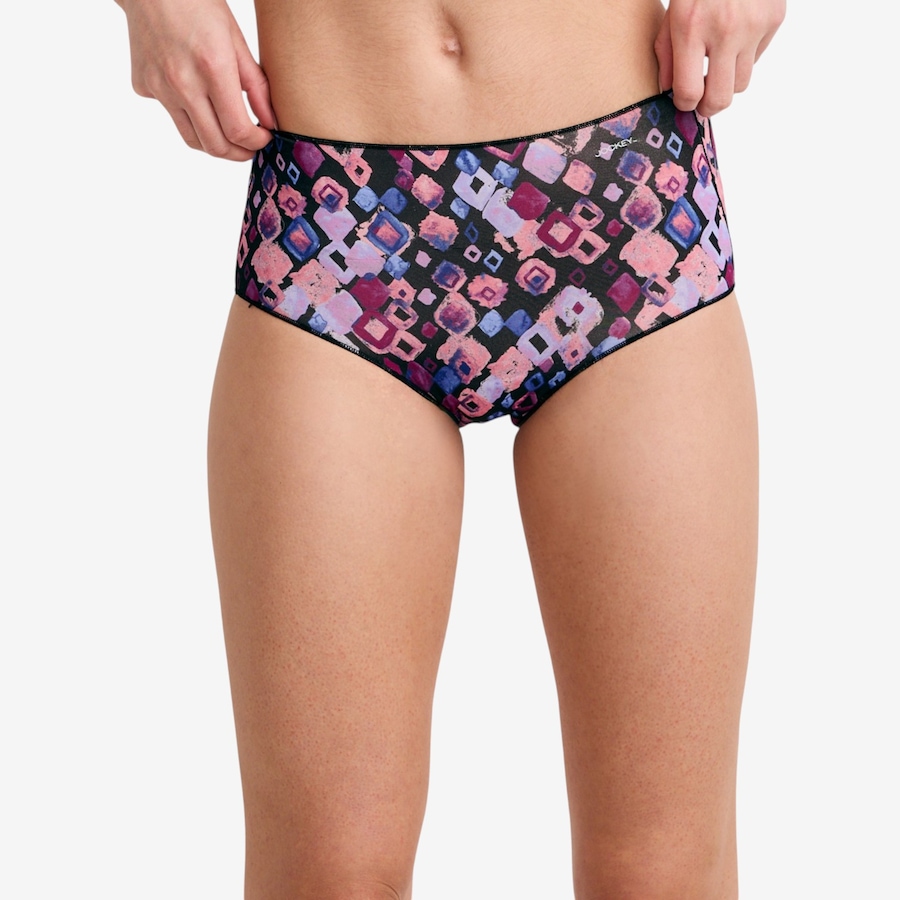 Image 242435_MUDIA.jpg, Product 242-435 / Price $18.00, Jockey No Panty Line Promise Tactel Hip Brief from Jockey on TSC.ca's Fashion department