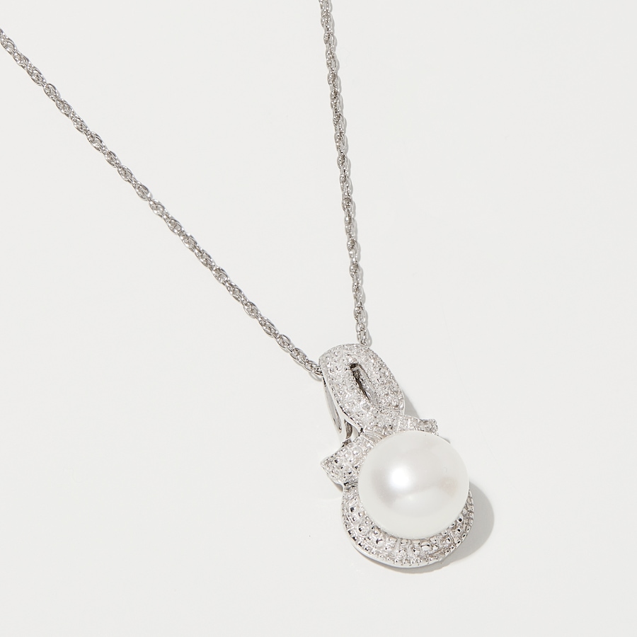 Image 242746_ALTMORE1.jpg, Product 242-746 / Price $259.99, Roz Kwan Sterling Silver Fresh Water Pearl And Diamond Pendant with Earring Set from Roz Kwan Jewellery Collection on TSC.ca's Jewellery department