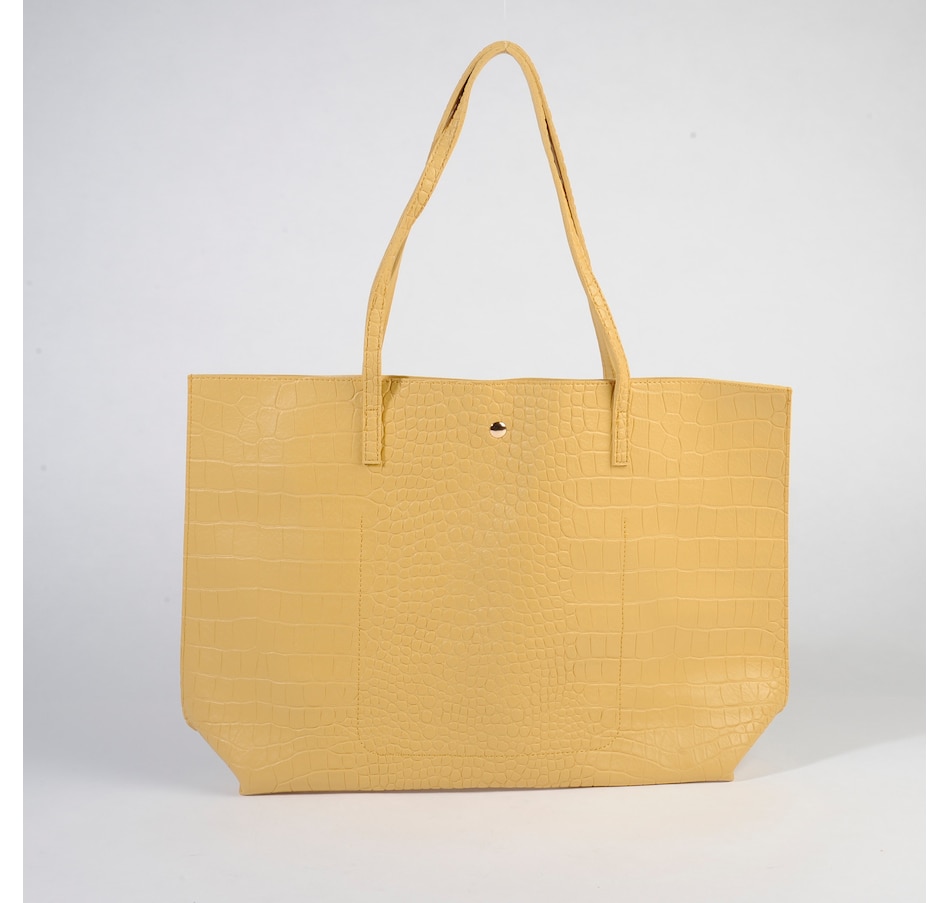 Image 244369_ALTMORE4.jpg, Product 244-369 / Price $229.00, Elizabeth Grant Supreme Essence of Torricelumn Limited Edition Size With Bonus Peptide Line Eraser and Tote Bag from Elizabeth Grant on TSC.ca's Beauty department