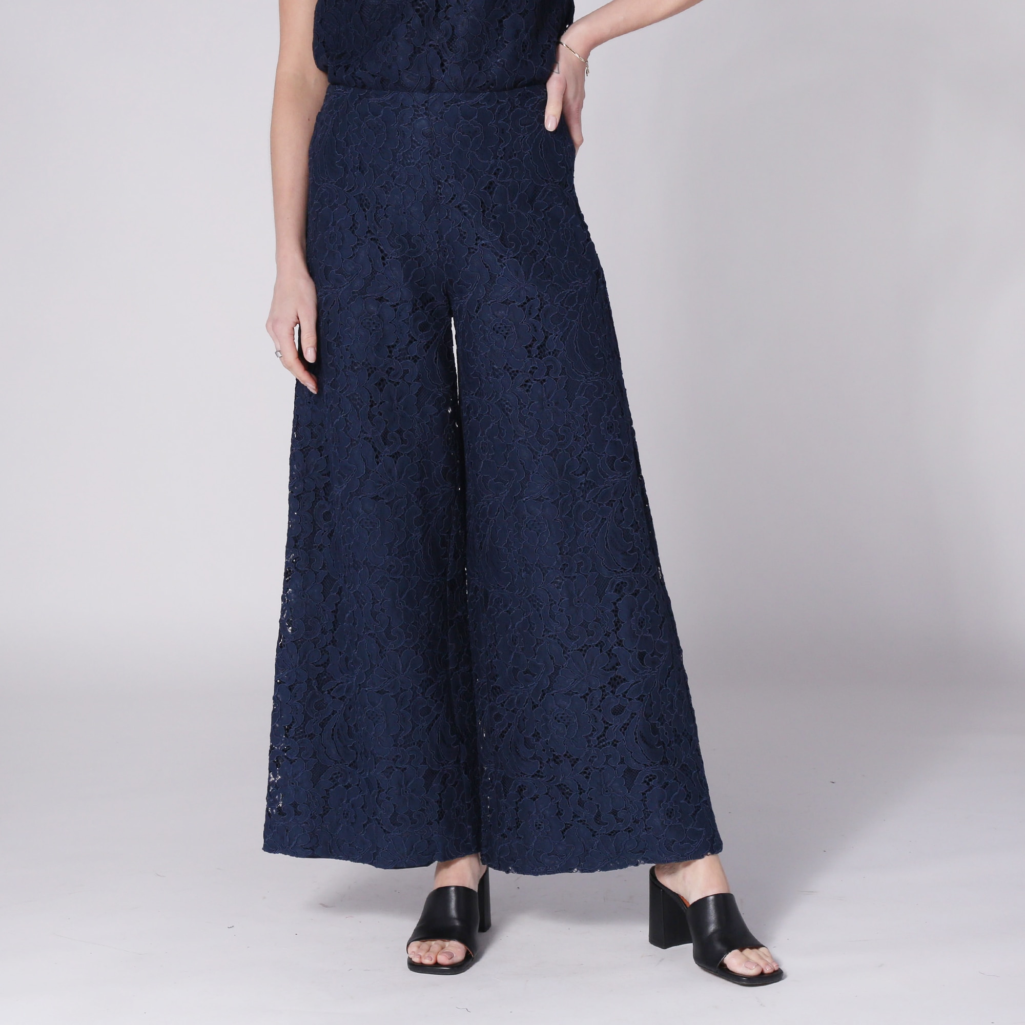 Wynne Style Lace Pant - TSC.ca