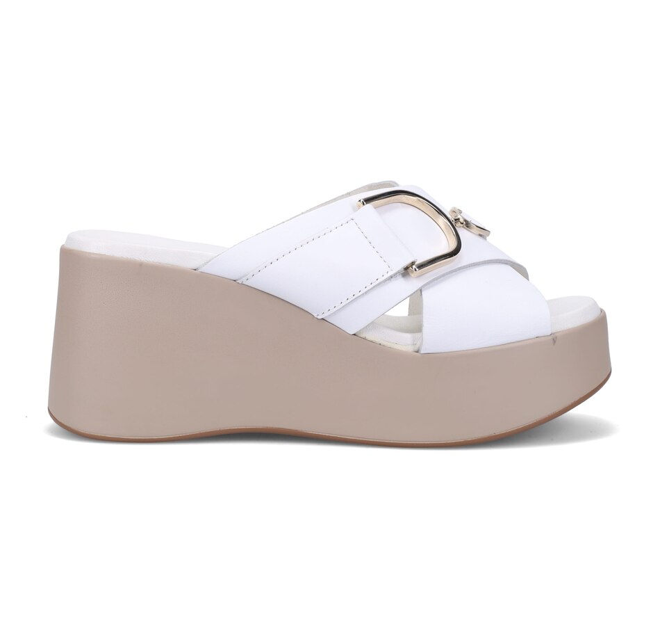 Image 246478_ALTMORE1.jpg, Product 246-478 / Price $129.33, Ron White Harlow Sandal from Ron White on TSC.ca's Shoes department