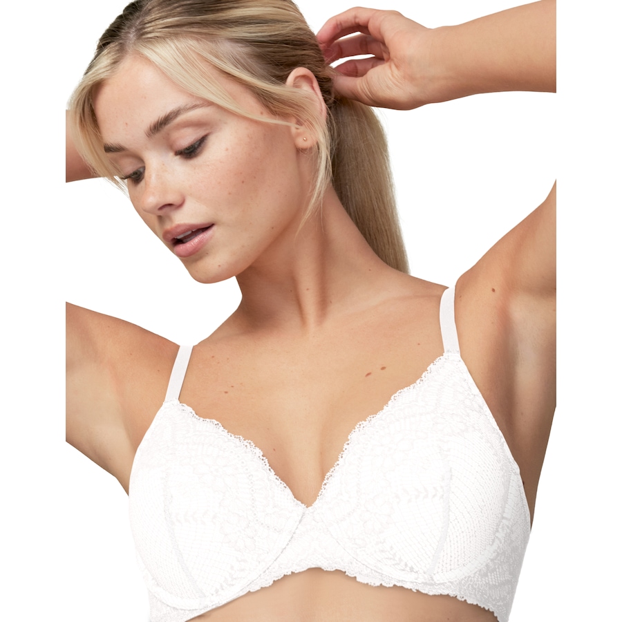 Image 246492_ALTMORE013.jpg, Product 246-492 / Price $28.88, Wonderbra Sustainable Lace Plunge Lift Underwire Bra from Wonderbra on TSC.ca's Fashion department