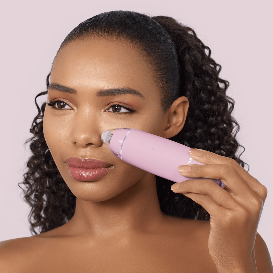 Image 246940_ALTMORE9.jpg, Product 246-940 / Price $79.95, Geske Microdermabrasion Blackhead Remover | 7 in 1 from GESKE on TSC.ca's Beauty department