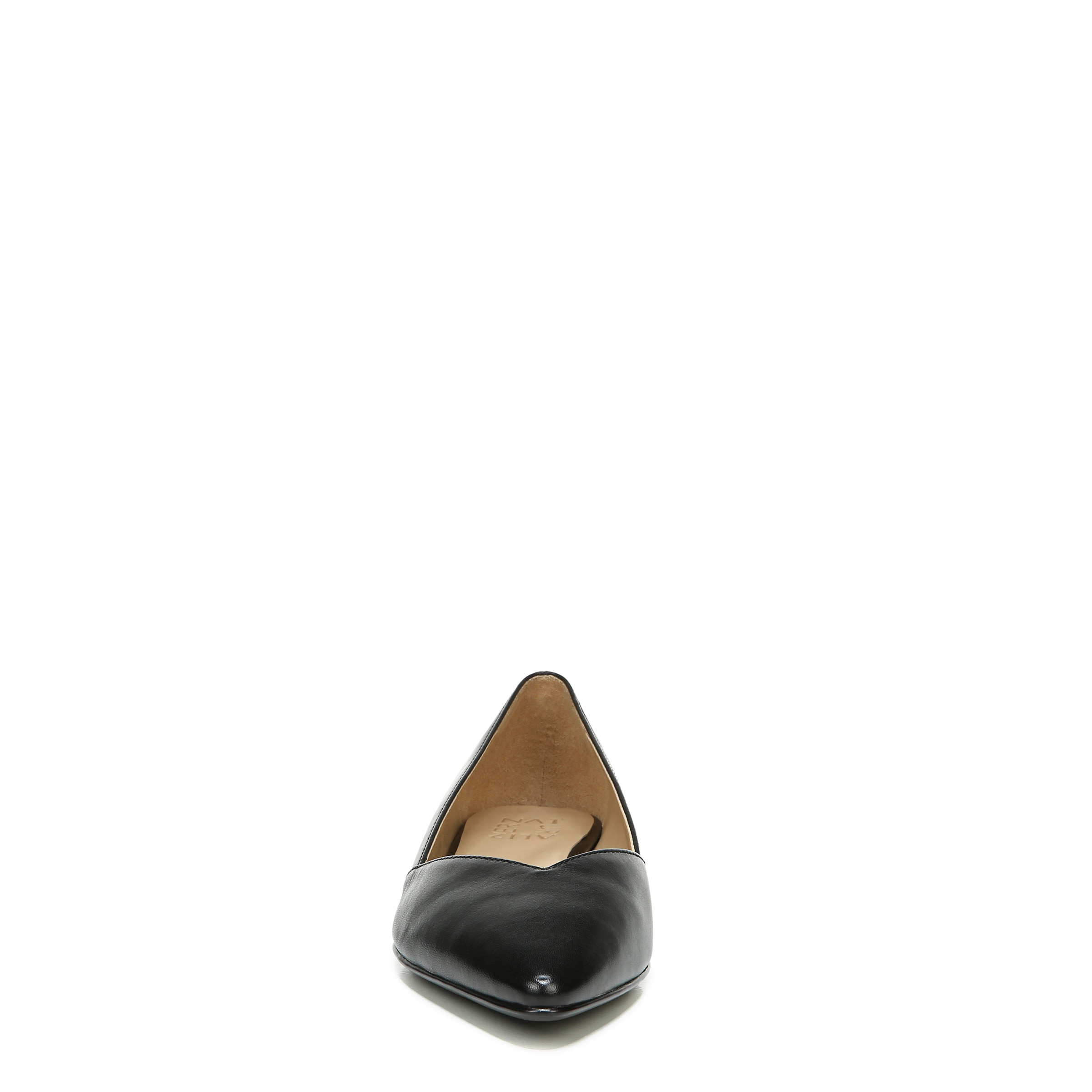 Naturalizer pointed clearance toe flats