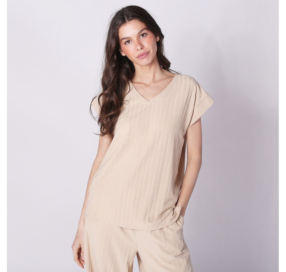 Image 247161_LIN.jpg, Product 247-161 / Price $10.33, Cuddl Duds Wide Rib V-Neck Tee from Cuddl Duds on TSC.ca's Fashion department