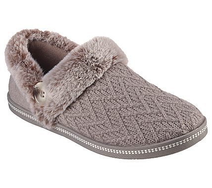 Skechers sweater cheap knit slippers