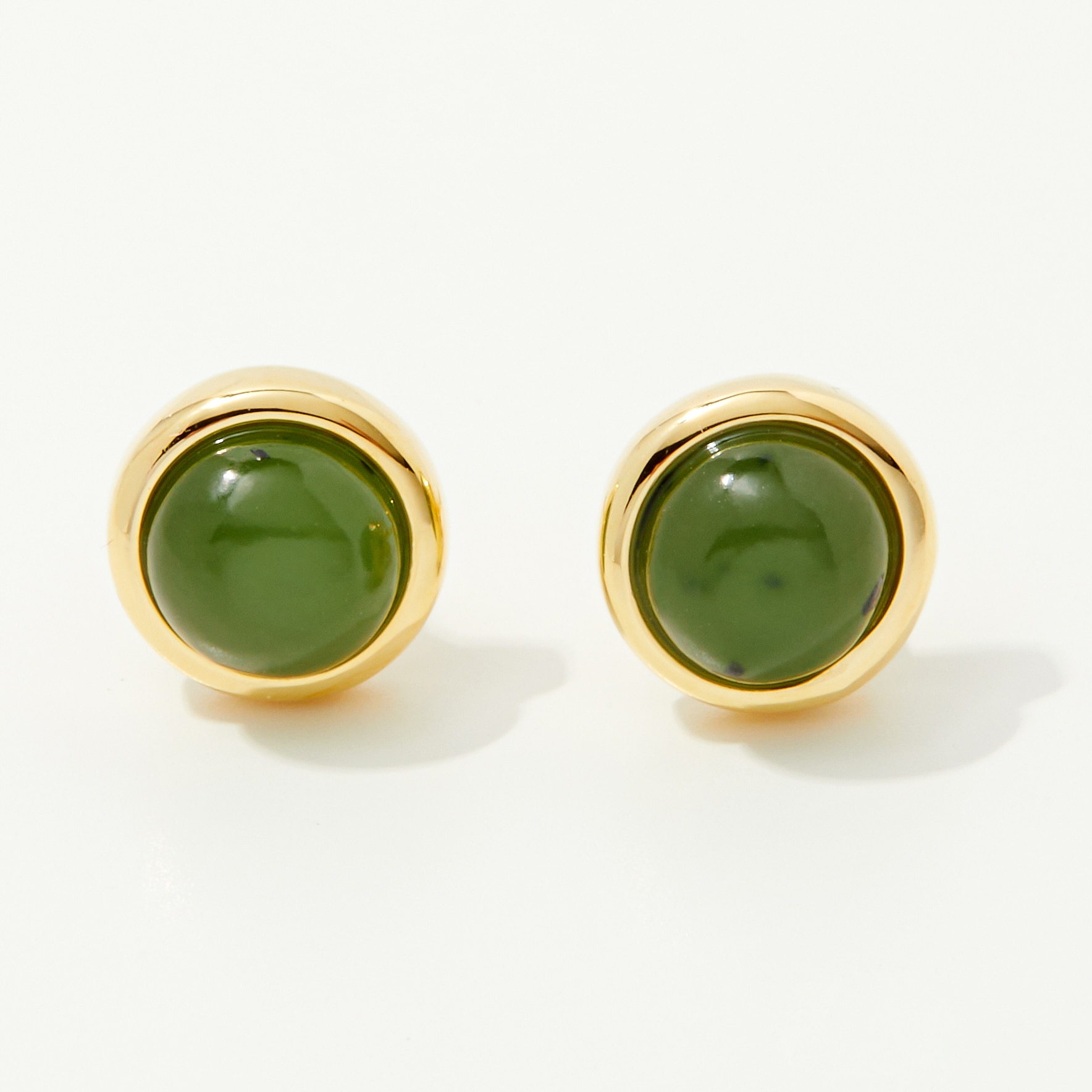 Jade of Yesteryear Sterling Silver 6 mm Round Natural Green Nephrite Stud Earrings