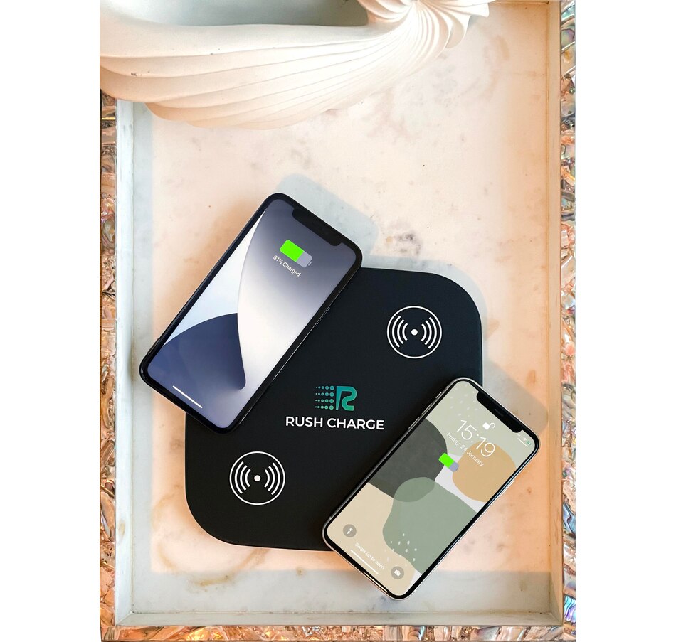 Image 251376_ALTMORE3.jpg, Product 251-376 / Price $129.99, Rush Charge Quad Pad Wireless Charger from Rush Charge on TSC.ca's Electronics department
