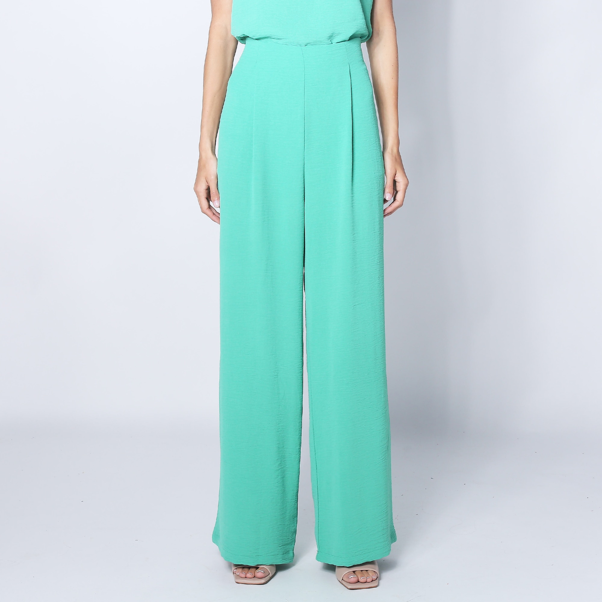 ★E.B.M★ Chin Detail Semi Wide Pants EMP2WPT060 Chino Relaxed Hi-rise Wide Pant | Aritzia CA