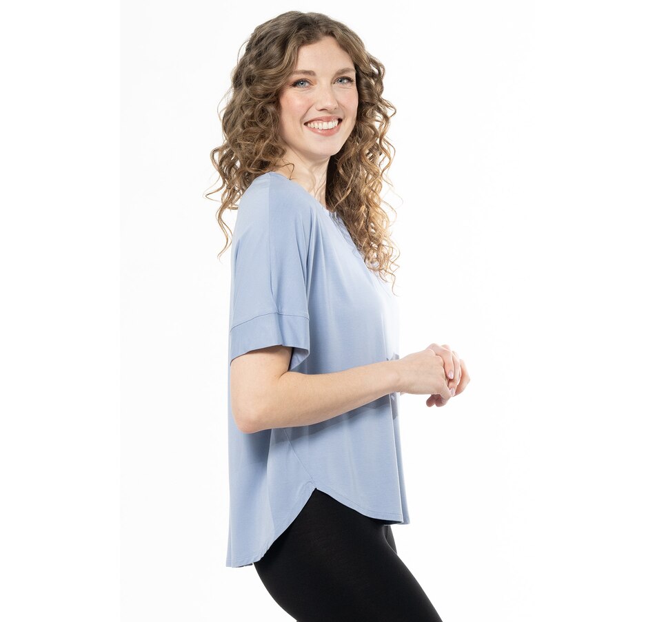 Image 253985_ALTMORE2.jpg, Product 253-985 / Price $24.33, Terrera Laura Relaxed Fit Blouse from Terrera on TSC.ca's Fashion department