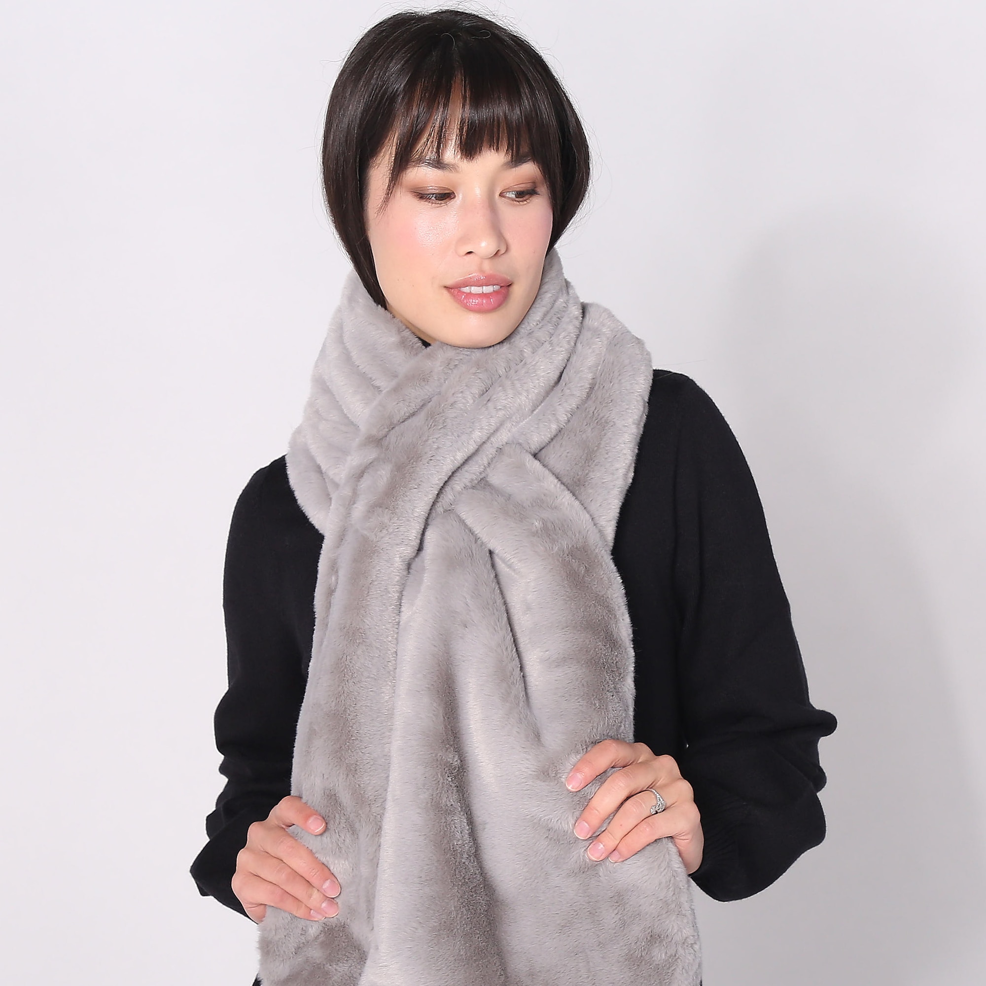 Marla Wynne Faux Fur Scarf - TSC.ca