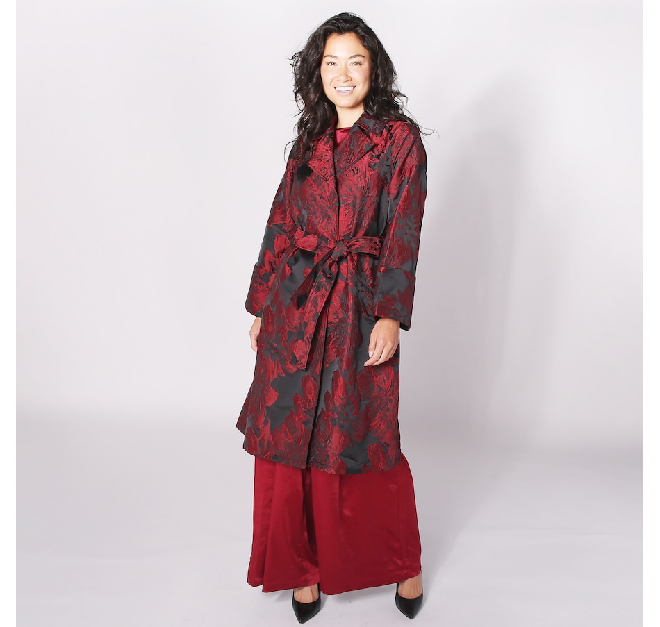 Image 260334_BKBE.jpg, Product 260-334 / Price $49.33, Wynne Style Floral Jacquard Evening Coat from Wynnelayers on TSC.ca's Fashion department