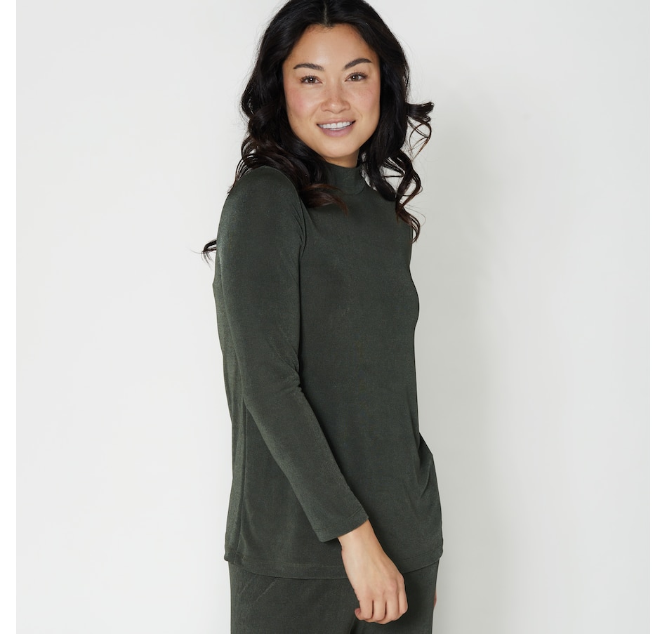 Image 260369_DEEOE.jpg, Product 260-369 / Price $34.33, Kim & Co. Poly Slinky Long Sleeve Mockneck Top from Kim & Co. on TSC.ca's Fashion department