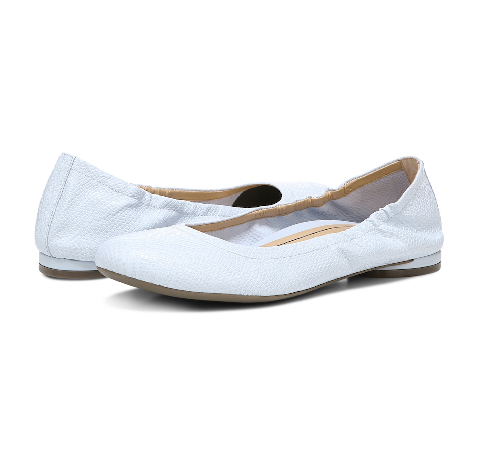 Clothing & Shoes - Shoes - Flats & Loafers - Vionic Jewel Alexa Flat ...