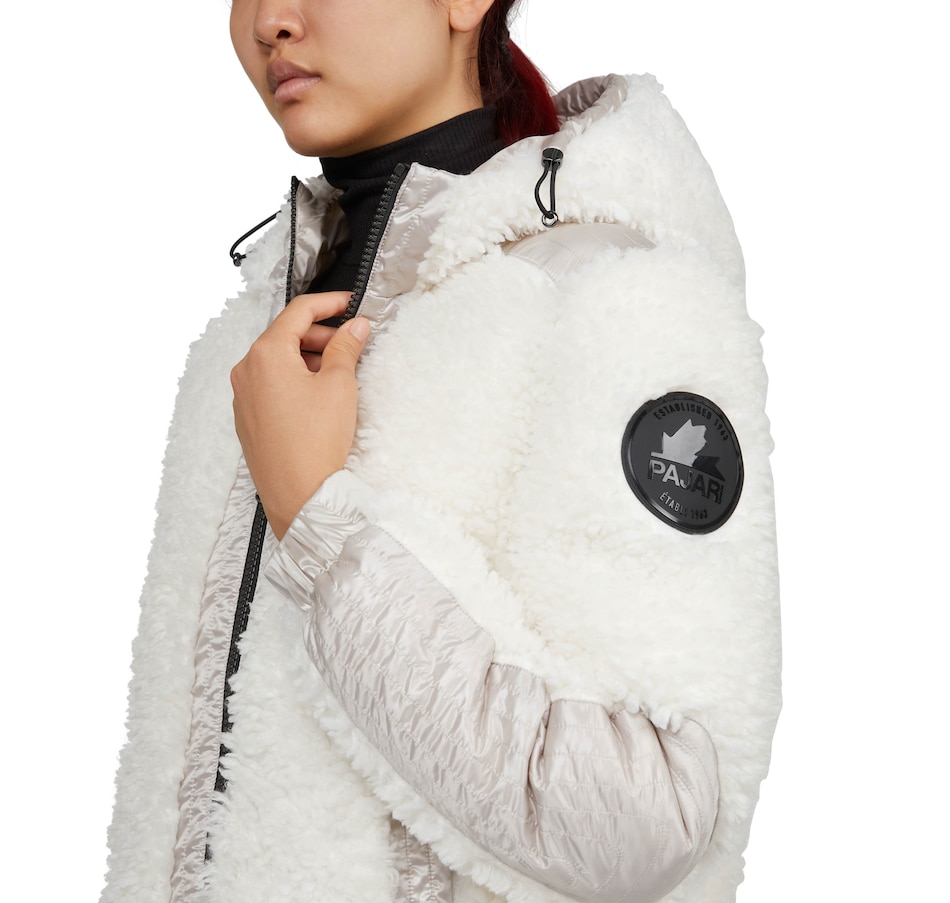 Image 349921_ALTMORE15.jpg, Product 349-921 / Price $139.33, Pajar Outerwear Snow Short Reversible Puffer from Pajar on TSC.ca's Fashion department