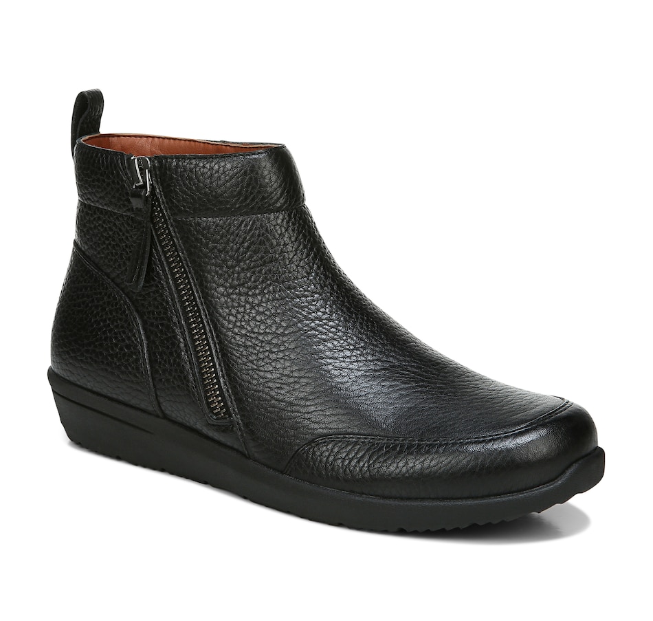 Image 371315_BLK.jpg, Product 371-315 / Price $99.33, Vionic Magnolia Lois Short Boot from Vionic on TSC.ca's Shoes department