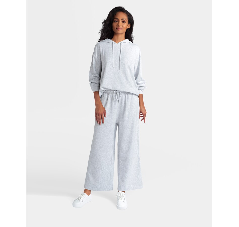 Image 401124_ALTMORE4.jpg, Product 401-124 / Price $24.33, H Halston Studio Brushed Fleece Wide Sleeve Hoodie from H Halston on TSC.ca's Fashion department