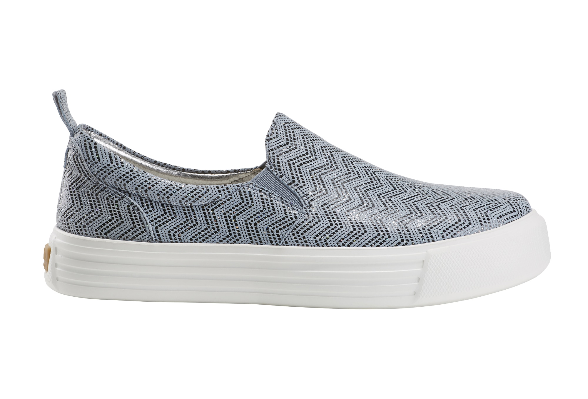 earth clove sneaker