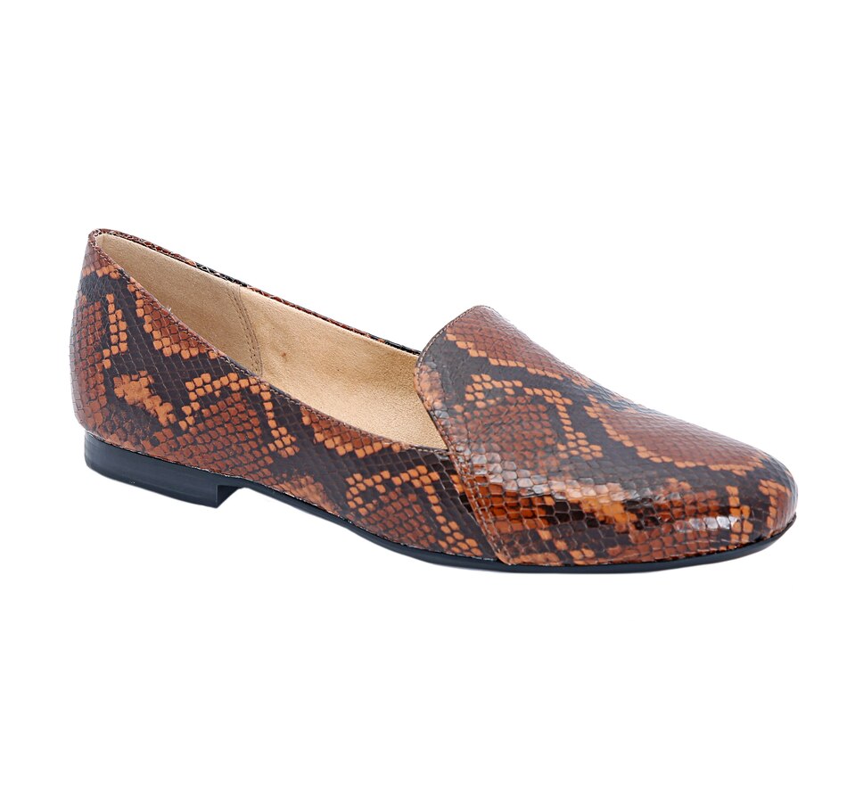 emiline flat