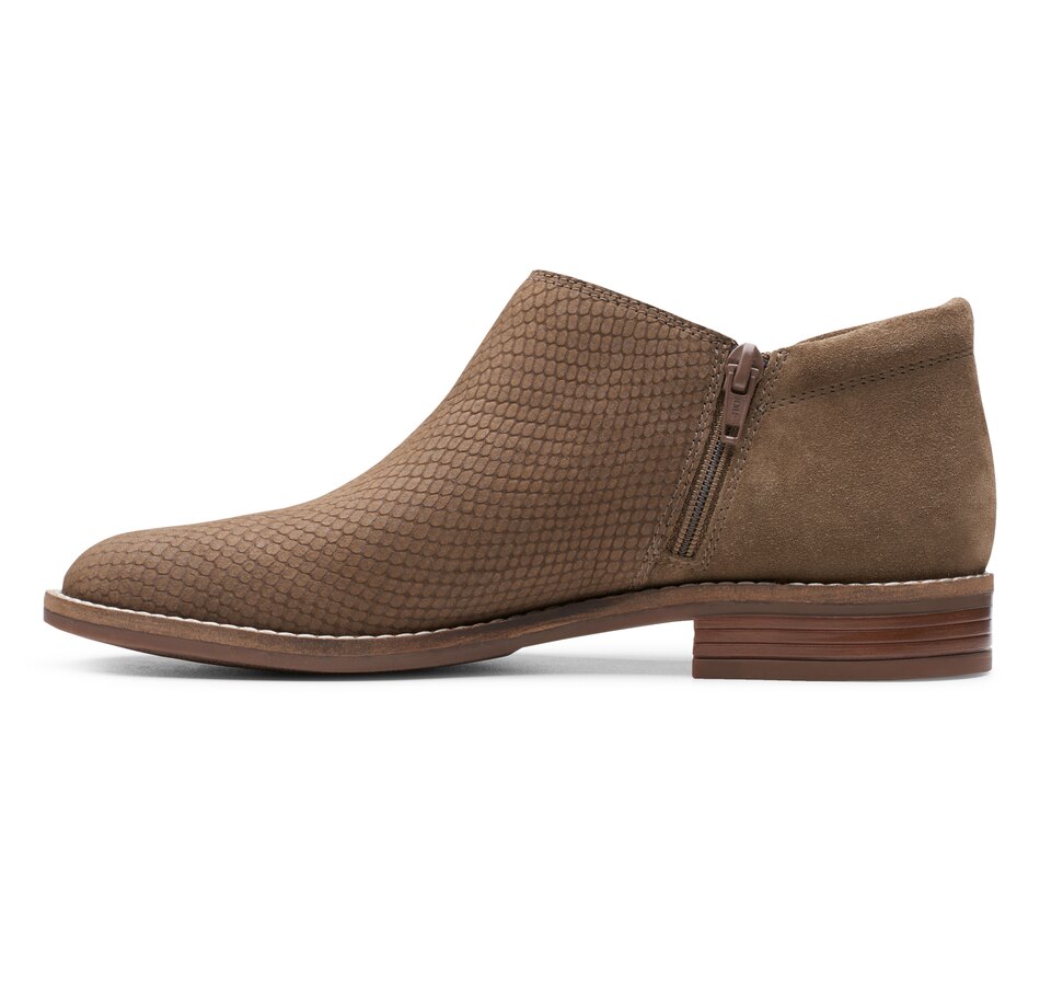 clarks camzin bow bootie