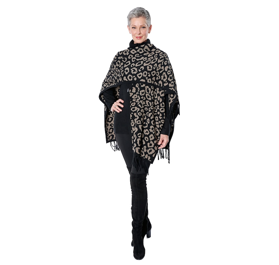 Image 409222_ALTMORE4.jpg, Product 409-222 / Price $29.33, Guillaume Convertible Cardigan Wrap from Guillaume on TSC.ca's Fashion department