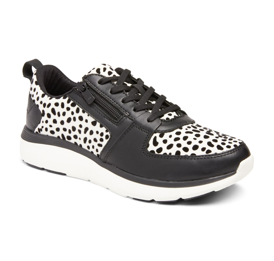 tsc shoe clearance