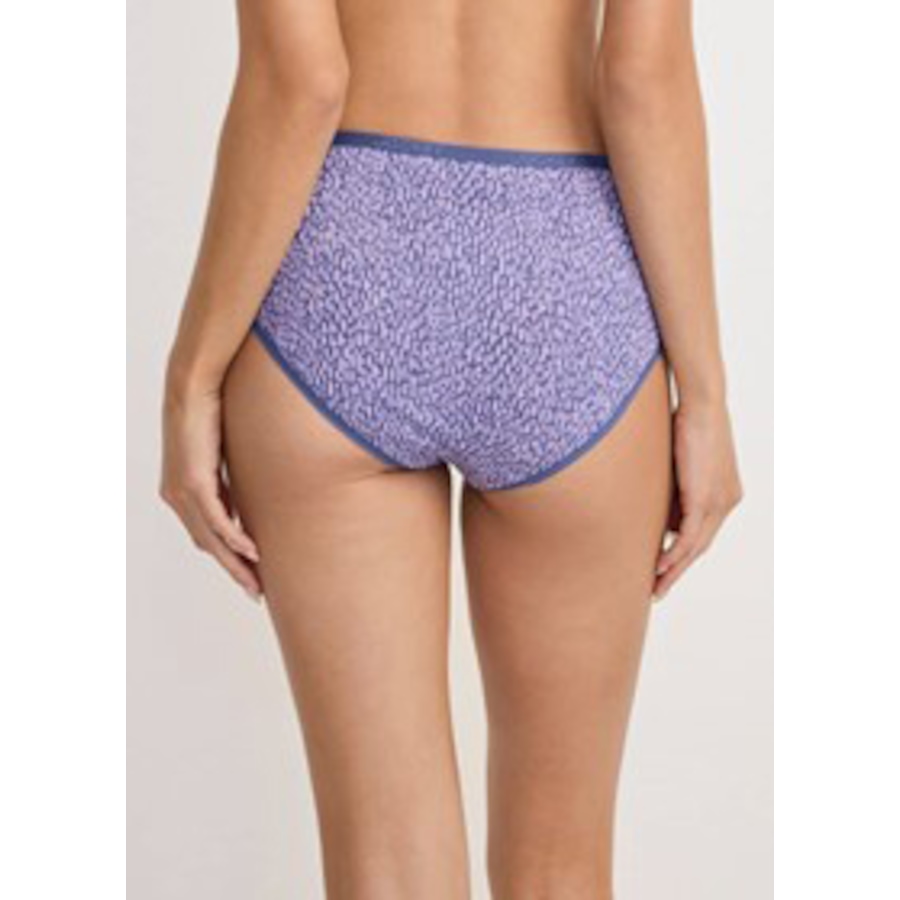 Image 422118_ALTMORE4.jpg, Product 422-118 / Price $29.00, Jockey Organic Cotton Logo Hipster Brief (3-pack) from Jockey on TSC.ca's Fashion department