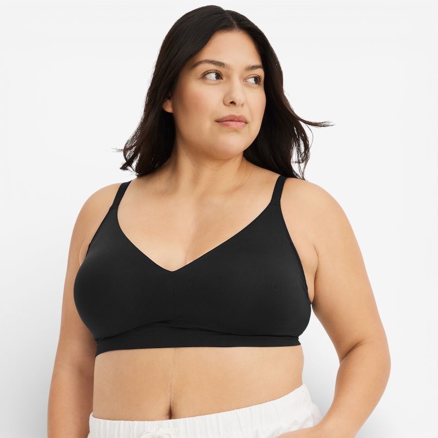 Image 422121_BLK.jpg, Product 422-121 / Price $36.00, Jockey Seamfree Light Lift Bralette from Jockey on TSC.ca's Fashion department
