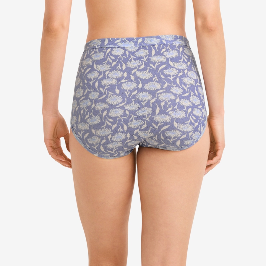 Image 422124_ALTMORE22.jpg, Product 422-124 / Price $70.00, Jockey Elance Breathe Brief (7-pack) from Jockey on TSC.ca's Fashion department