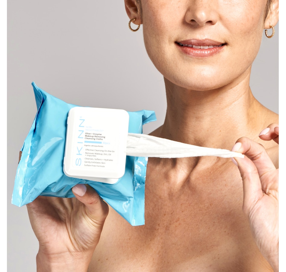 Image 448048_ALTMORE1.jpg, Product 448-048 / Price $14.99, SKINN Non-Negotiables Olive and Enzyme Makeup Wipes (30-Pack) from SKINN on TSC.ca's Beauty department