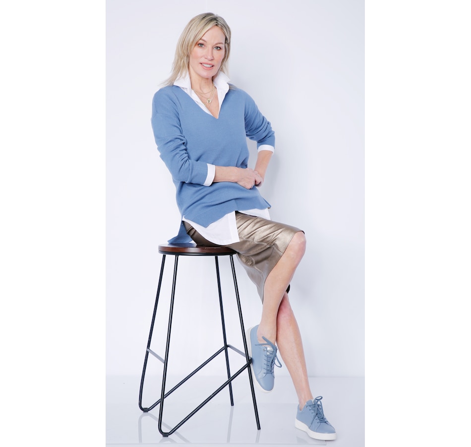 Image 485033_ALTMORE3.jpg, Product 485-033 / Price $69.33, Brian Bailey 2-Piece Sweater Knit V-Neck Tunic and Pant Lounge Set from Brian Bailey on TSC.ca's Fashion department