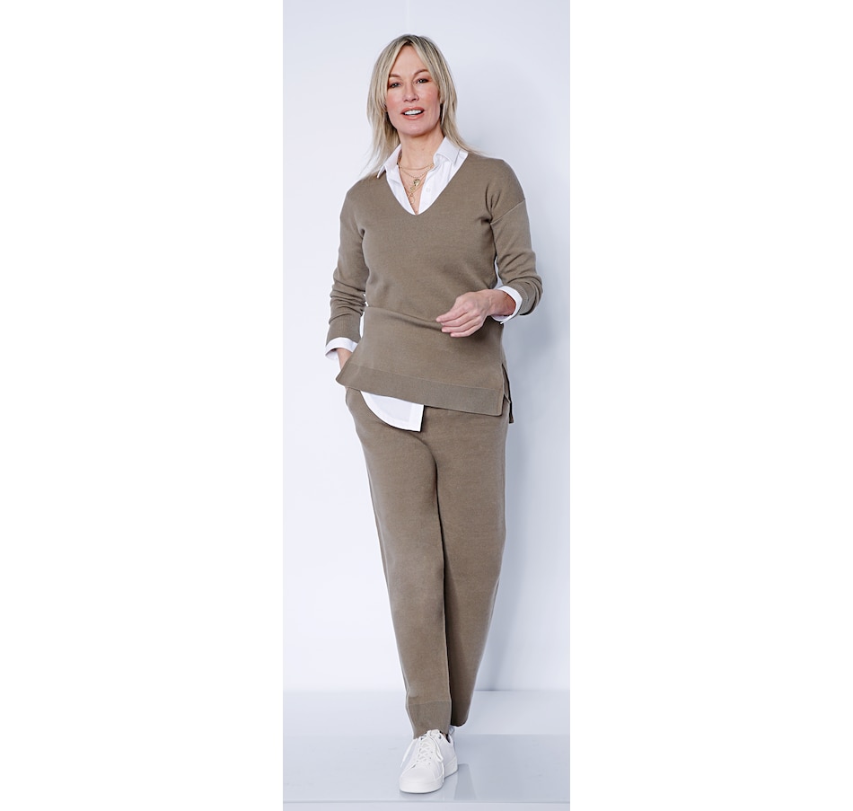 Image 485033_BHGS.jpg, Product 485-033 / Price $69.33, Brian Bailey 2-Piece Sweater Knit V-Neck Tunic and Pant Lounge Set from Brian Bailey on TSC.ca's Fashion department